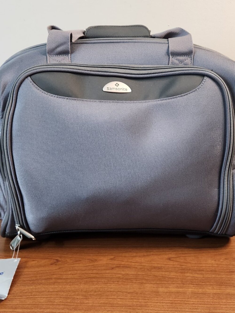 Kohl's Samsonite High End Collection 17 X 15 Gray Nylon Computer Travel Bag NWT